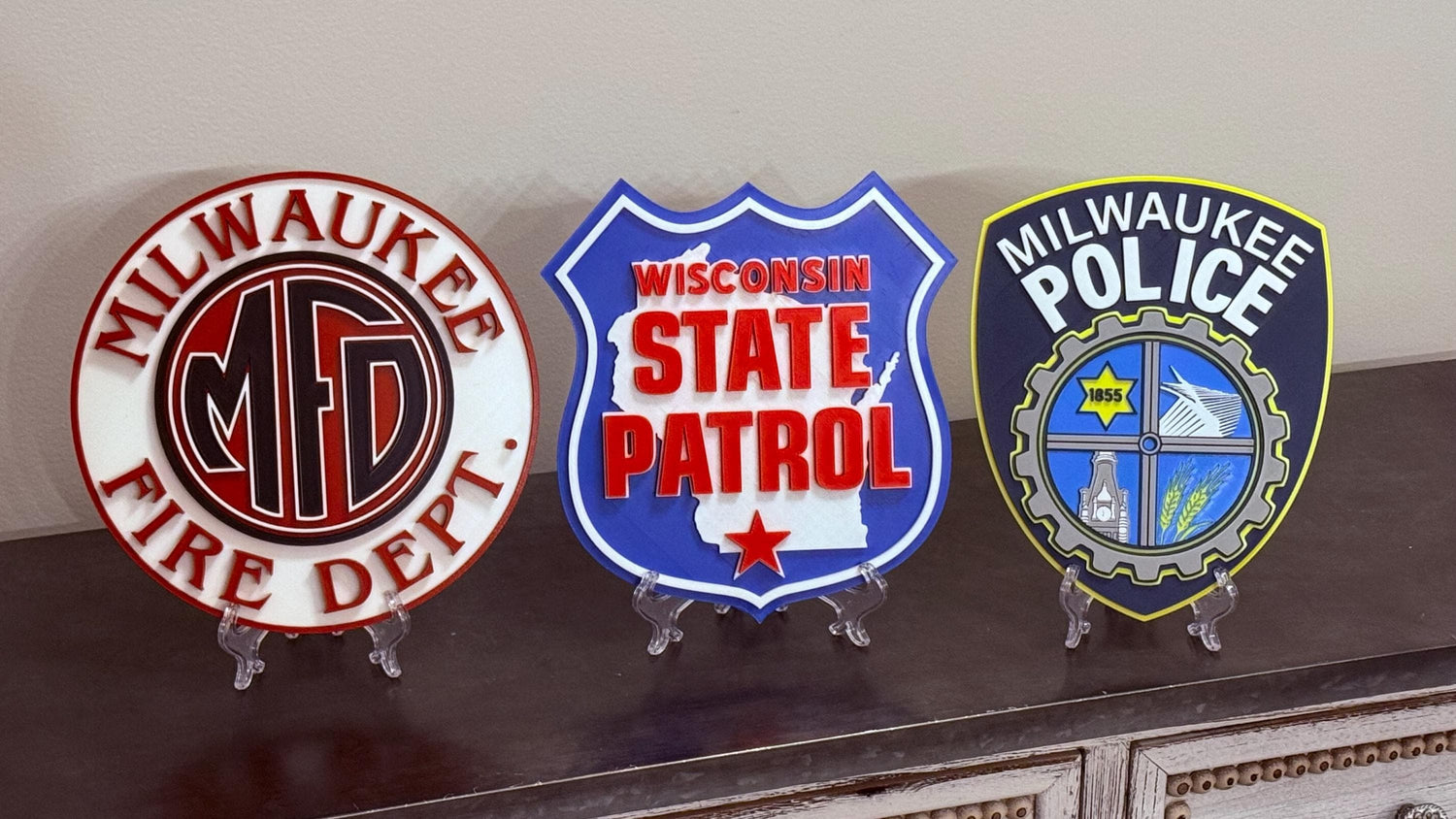 Milwaukee Police Department Logo Plaque: 3D Embossed First Responder Wall Art Wisconsin
