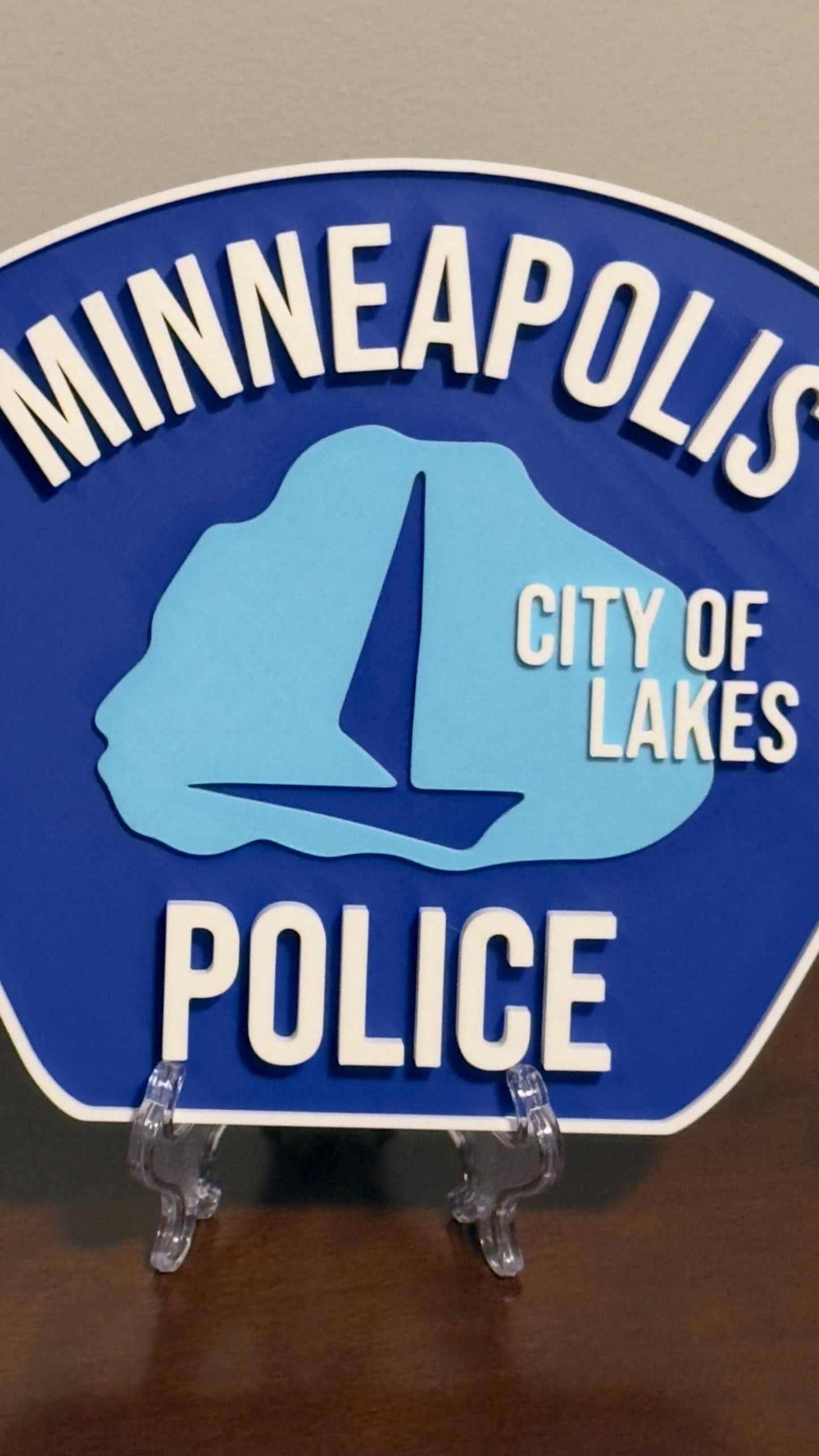 Minneapolis Police Emblem Plaque: First Responder Tribute Minnesota