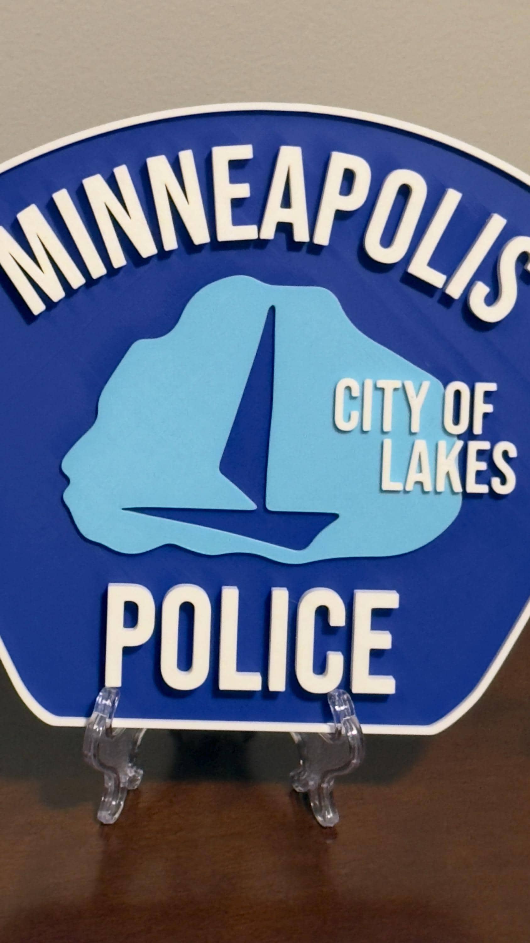 Minneapolis Police Emblem Plaque: First Responder Tribute Minnesota